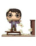 Funko POP Harry Potter - Harry Potter With Hogwarts Letters (136) Exclusive