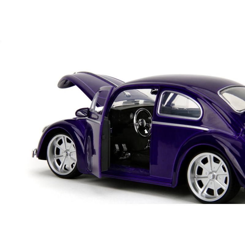 Wednesday - Volkswagen Beetle with Wednesday Addams & Thing 1:24