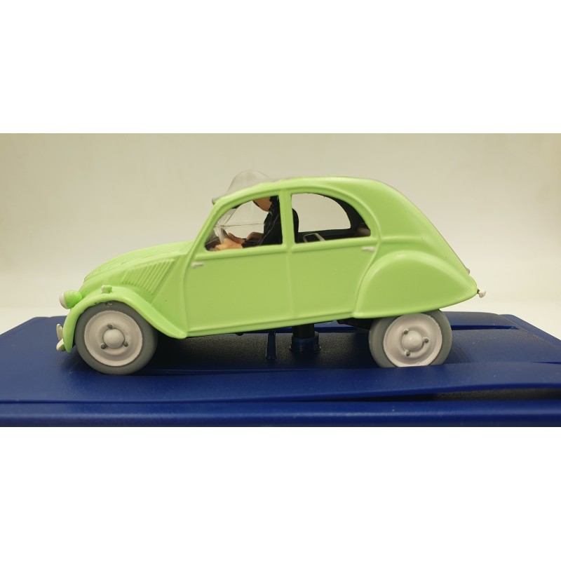 Tintin Editions Atlas No. 06 Citroën 2CV des Dupondt from The Calculus Affair 1:43 Model Car