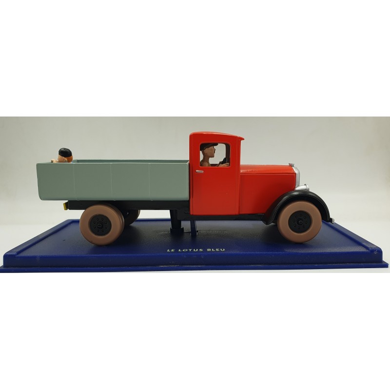 Tintin Editions Atlas No. 36 Camion Rouge Miesse 1933 from The Blue Lotus 1:43 Model Truck