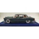 Tintin Editions Atlas No. 11 Government Limousine from Tintin and the Picaros 1:43 Model Car