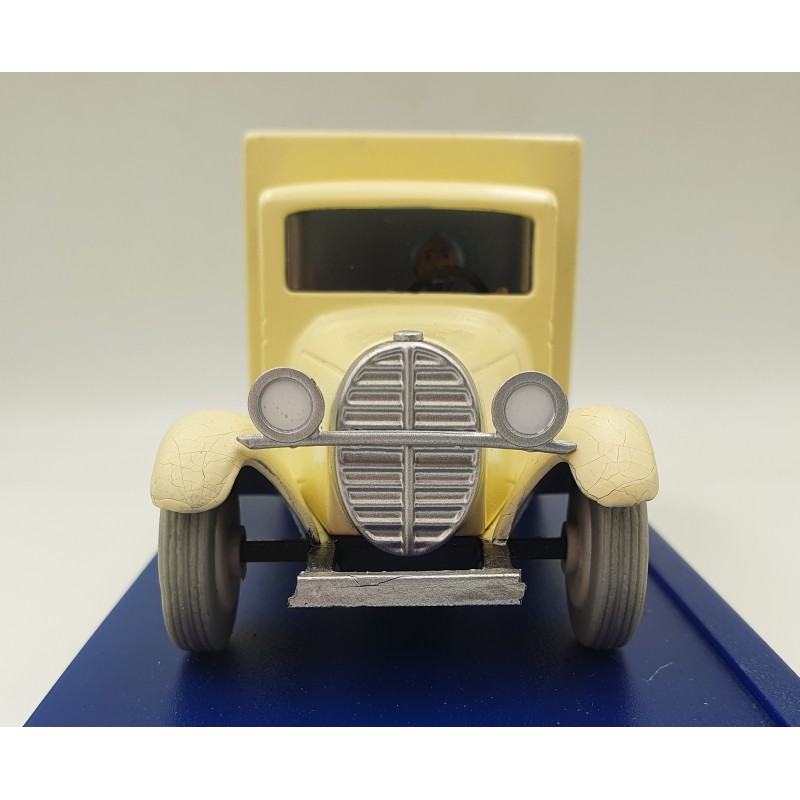 Tintin Editions Atlas No. 56 Asylum Ambulance from Cigars of the Pharaoh 1:43 Model Car
