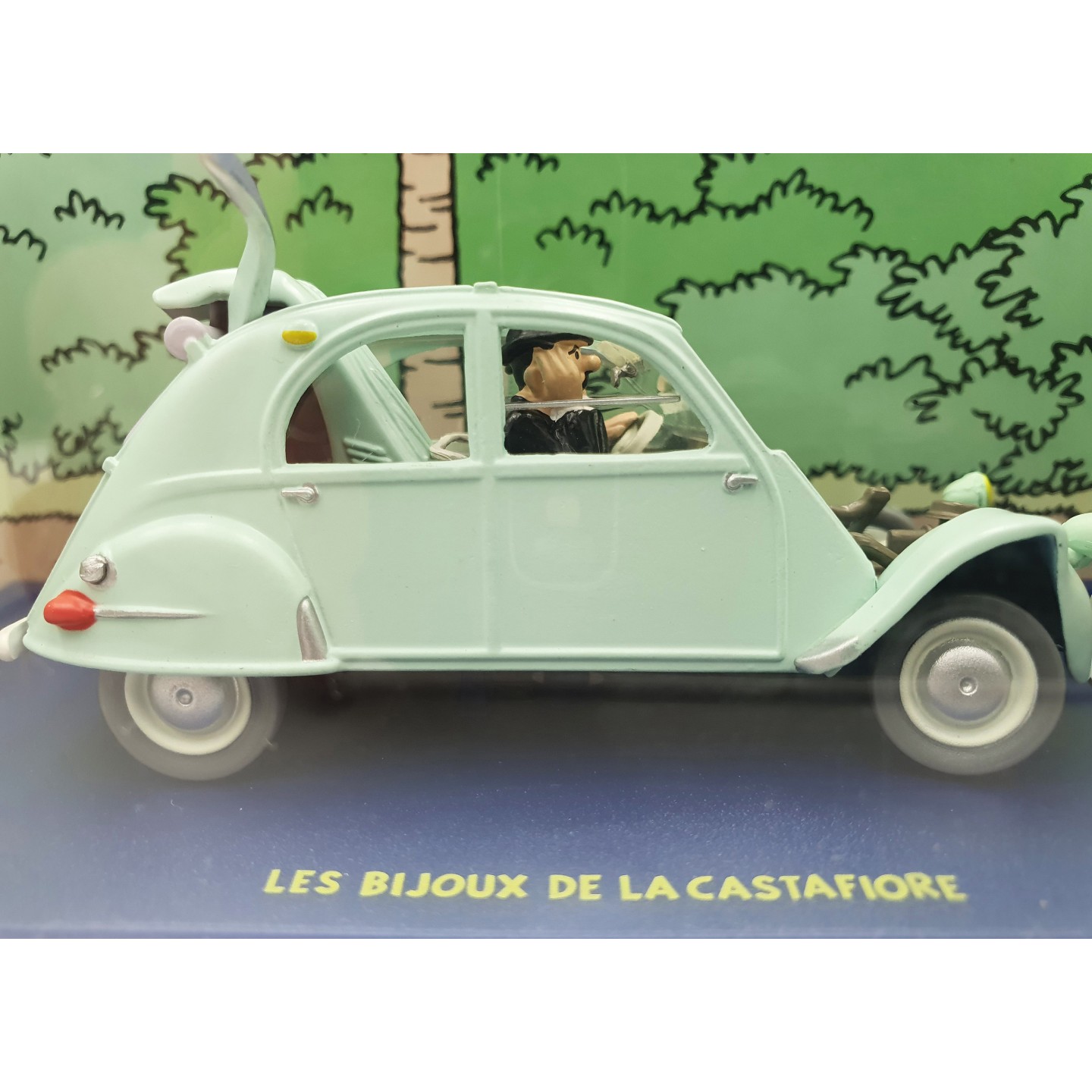 Tintin Editions Atlas No. 14 Doctor's Citroën Ami 6 – The